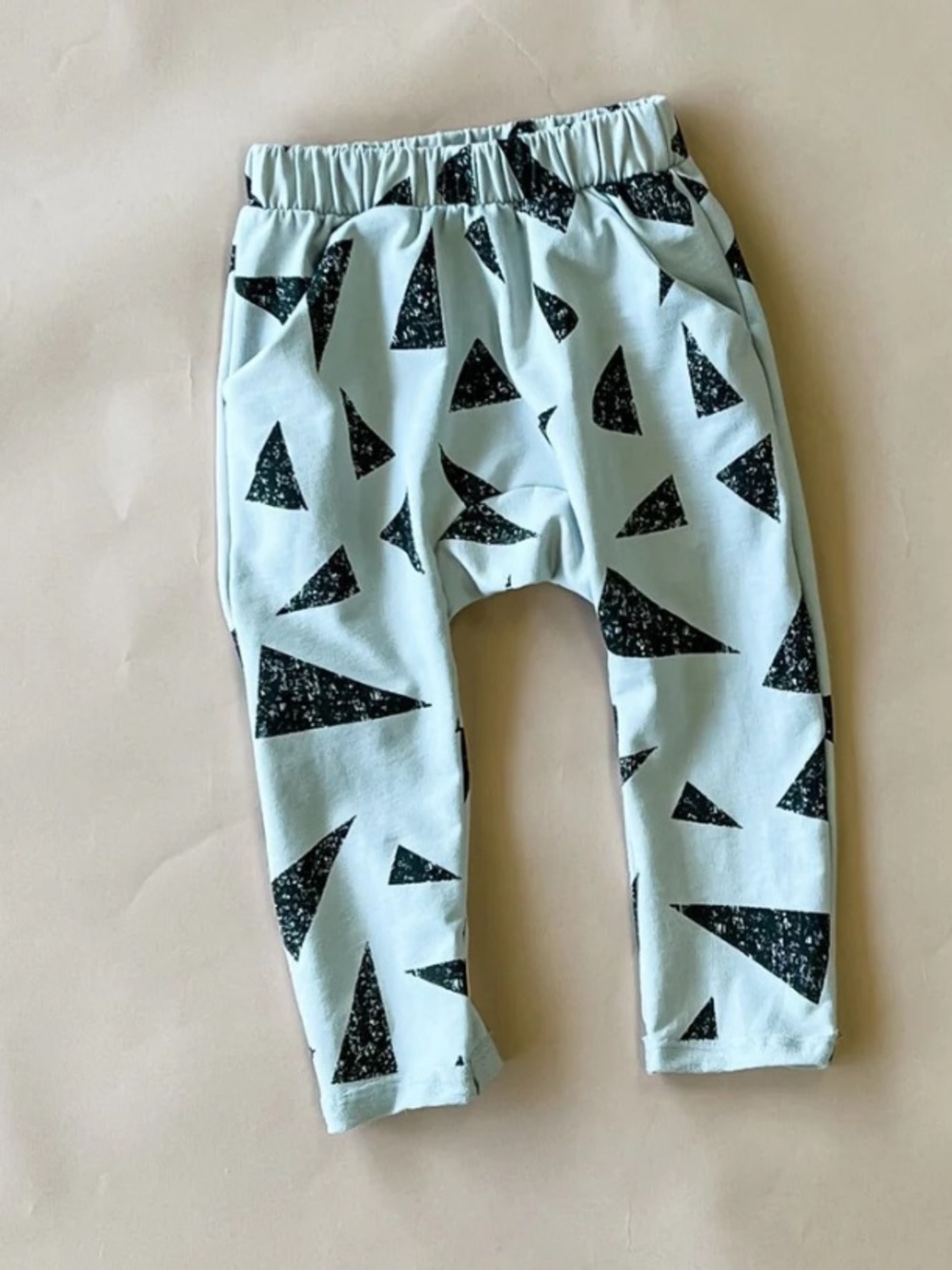 Joah Love Emilio Tiangle Pants, NWT